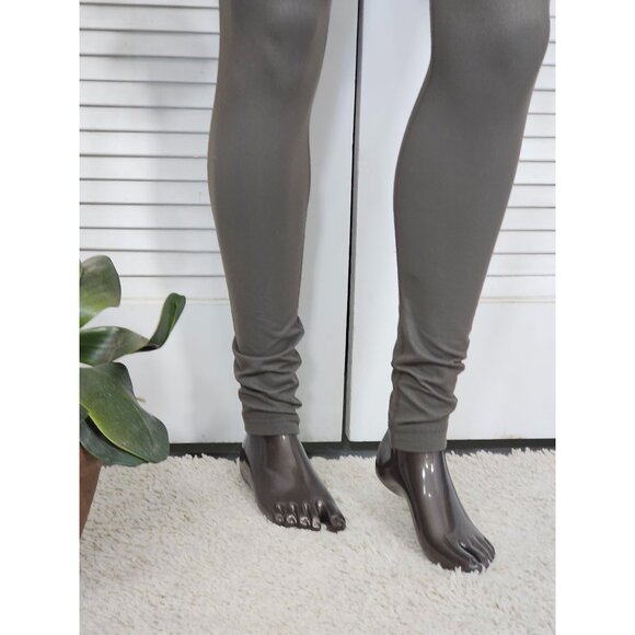 Lululemon Women's Army Green Low Rise Legging  Size 8 1679 - Picture 5 of 11
